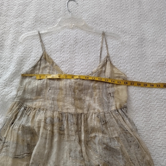 Nicholas k asymmetrical Metallic Gold Sleeveless Blouse Sz M - Picture 8 of 9